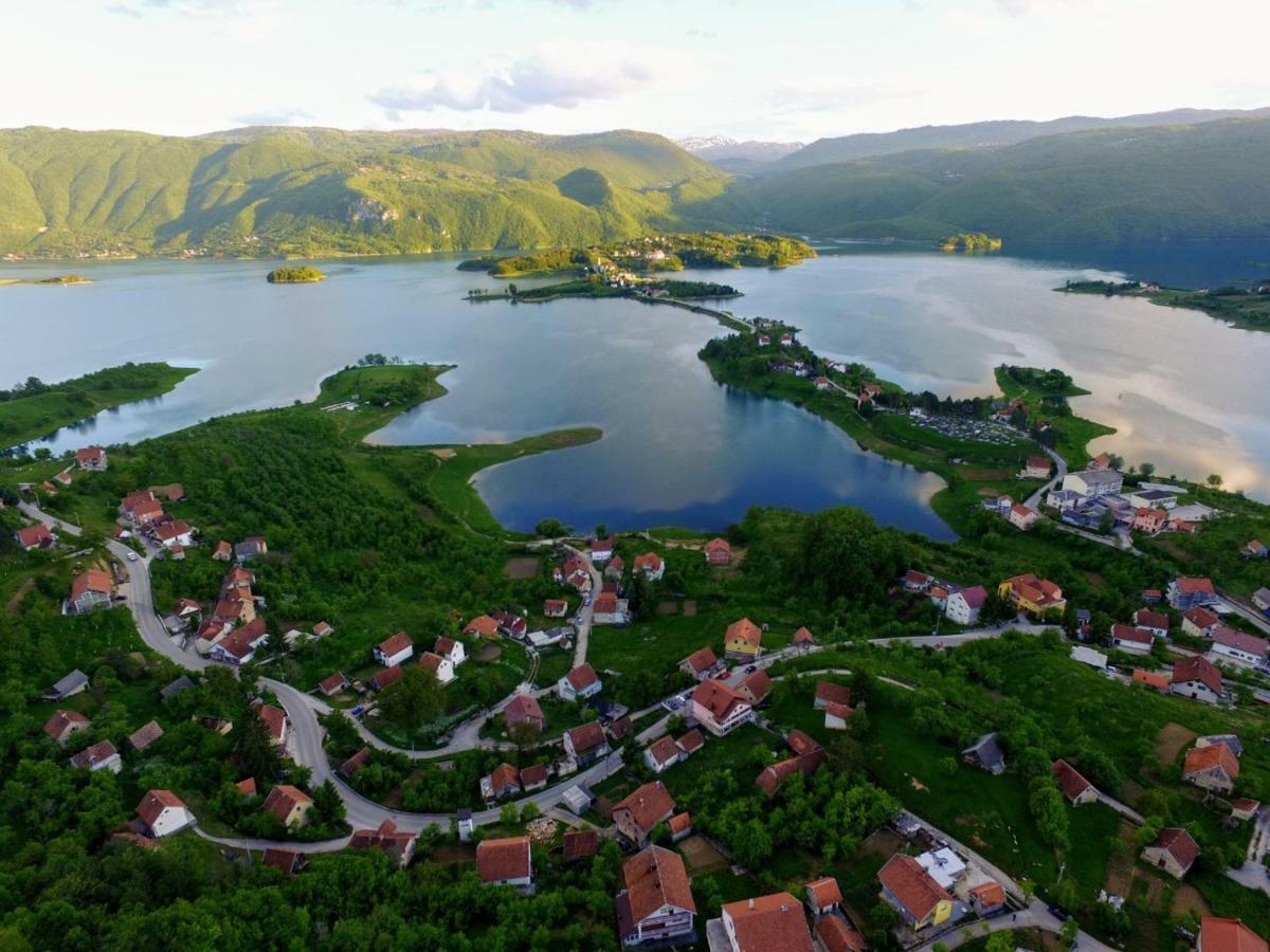 Apartmán Apartman Malekin Prozor Exteriér fotografie