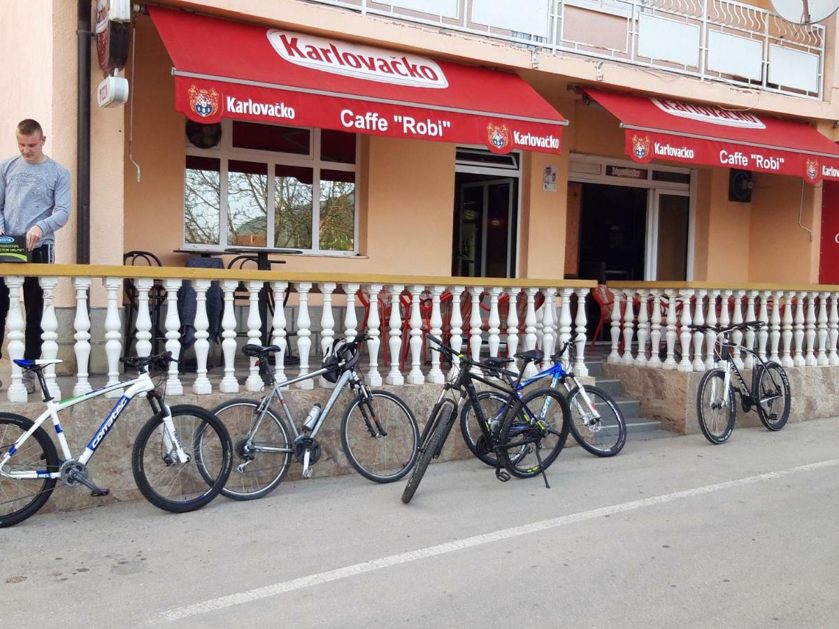 Apartmán Apartman Malekin Prozor Exteriér fotografie